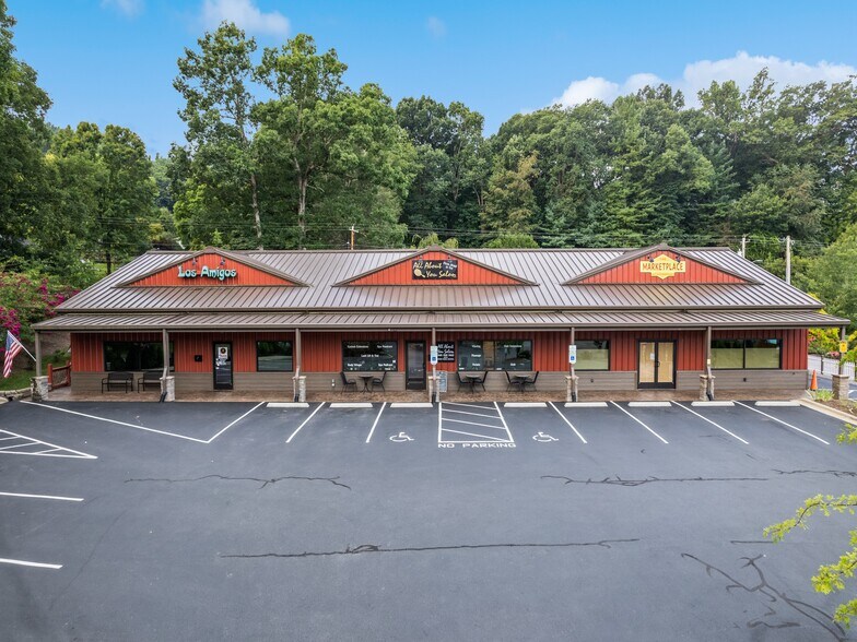 More Photos Of 62 Overbrook St, Waynesville Specialty For Sale