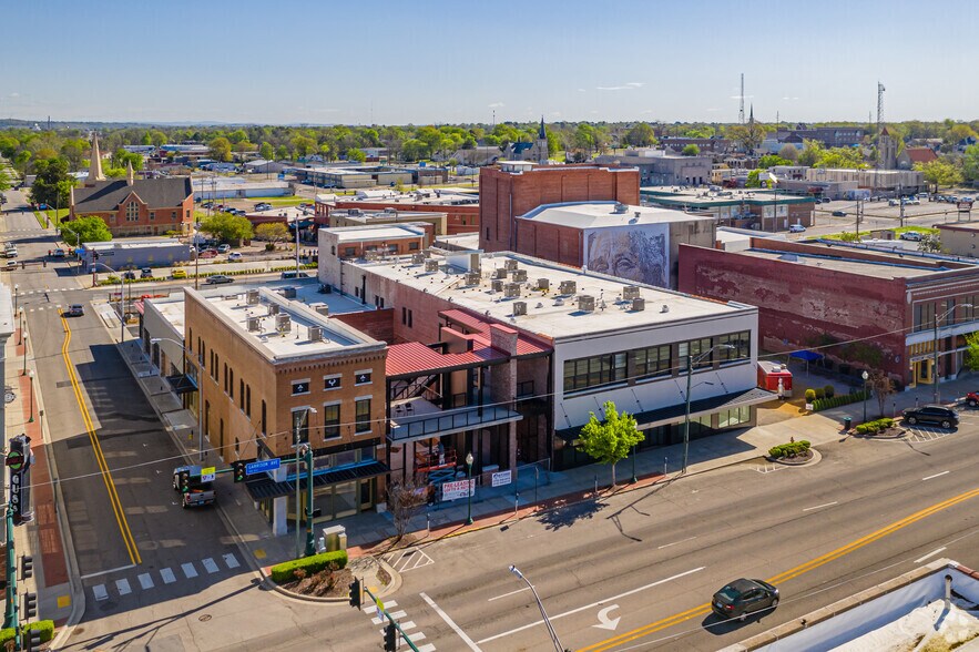 Primary Photo Of 901-911 Garrison Ave, Fort Smith Apartments For Lease