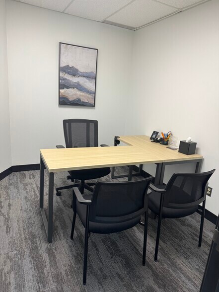 More Photos Of 4807 Rockside Rd, Independence Coworking Space