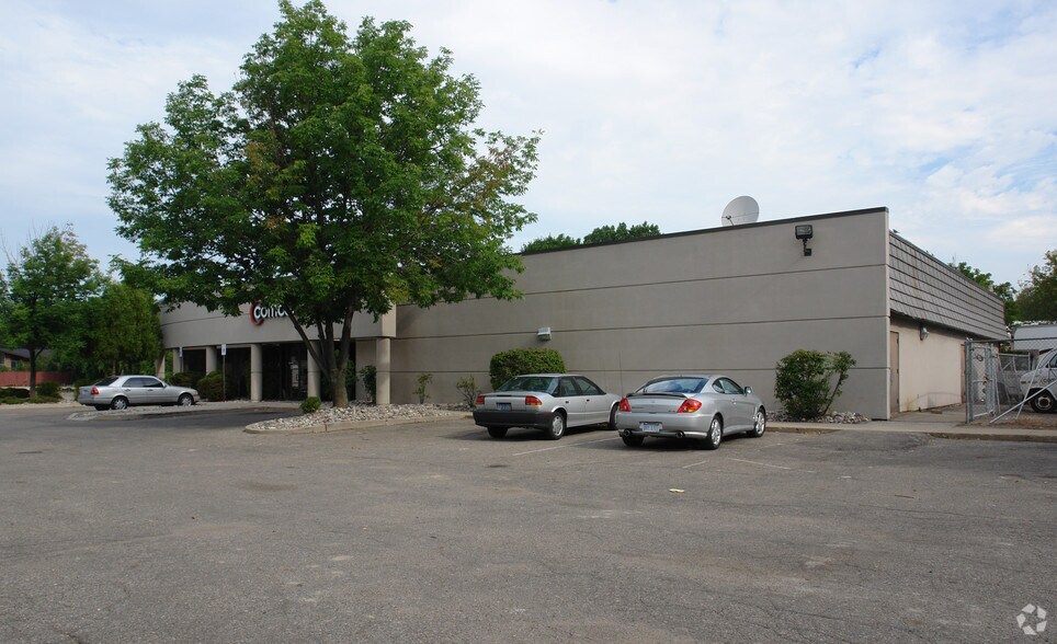 More Photos Of 1070 Trowbridge Rd, East Lansing Office For Lease