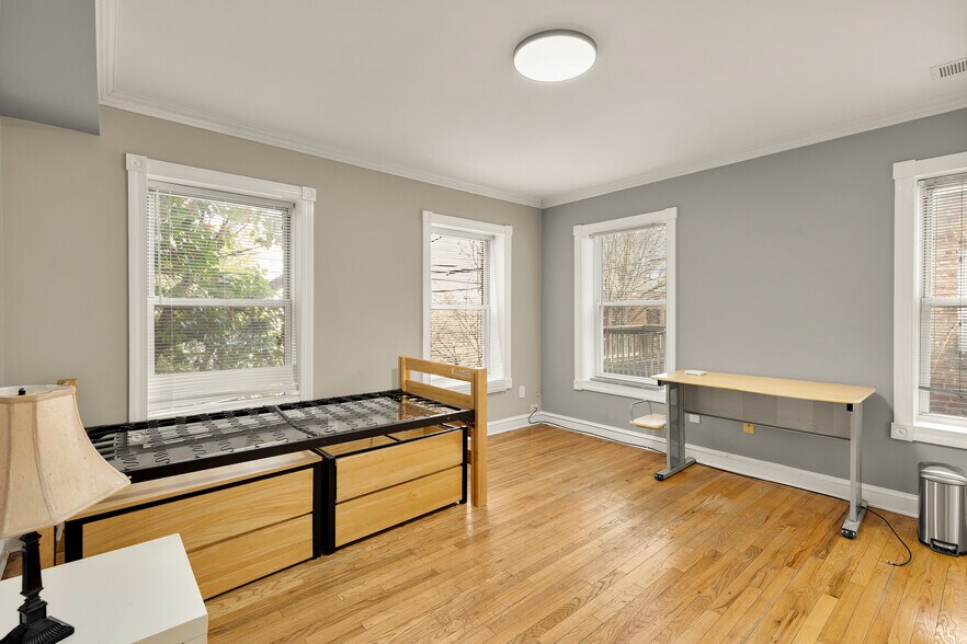 More Photos Of 228 E Capitol St NE, Washington Apartments For Sale