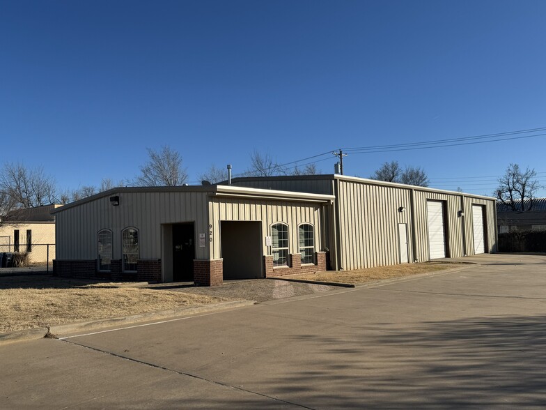 Primary Photo Of 920 NW 69th St, Oklahoma City Warehouse For Lease
