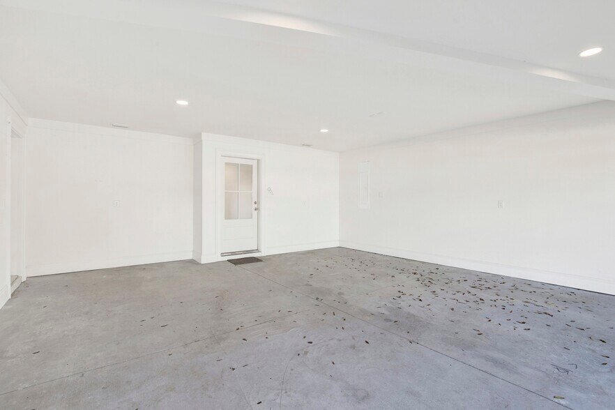 More Photos Of 104 17th st, Tybee Island Apartments For Sale