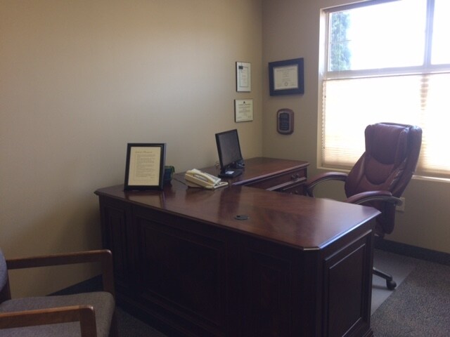 More Photos Of 120 Augusta Ct N, Mankato General Retail For Sale