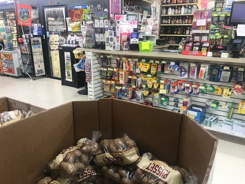 More Photos Of 25817 State Hwy 64, Pittsburg Supermarket For Sale