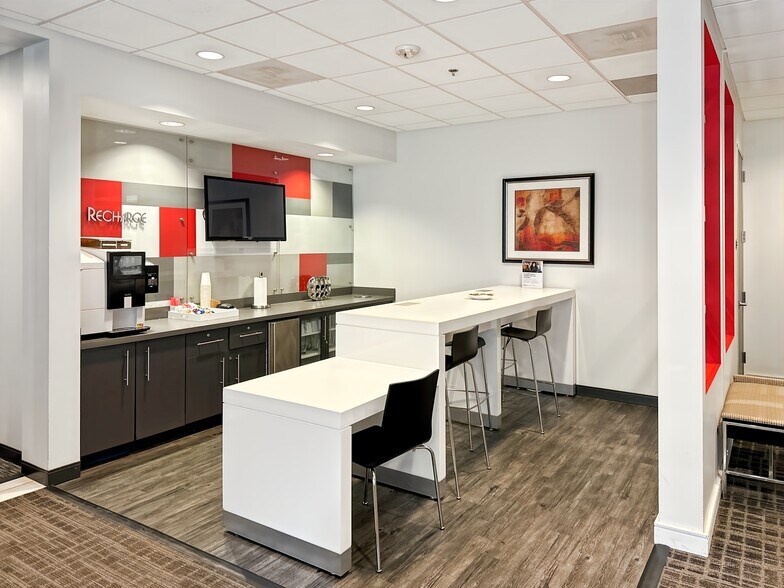 More Photos Of 10320 Little Patuxent Pky, Columbia Coworking Space