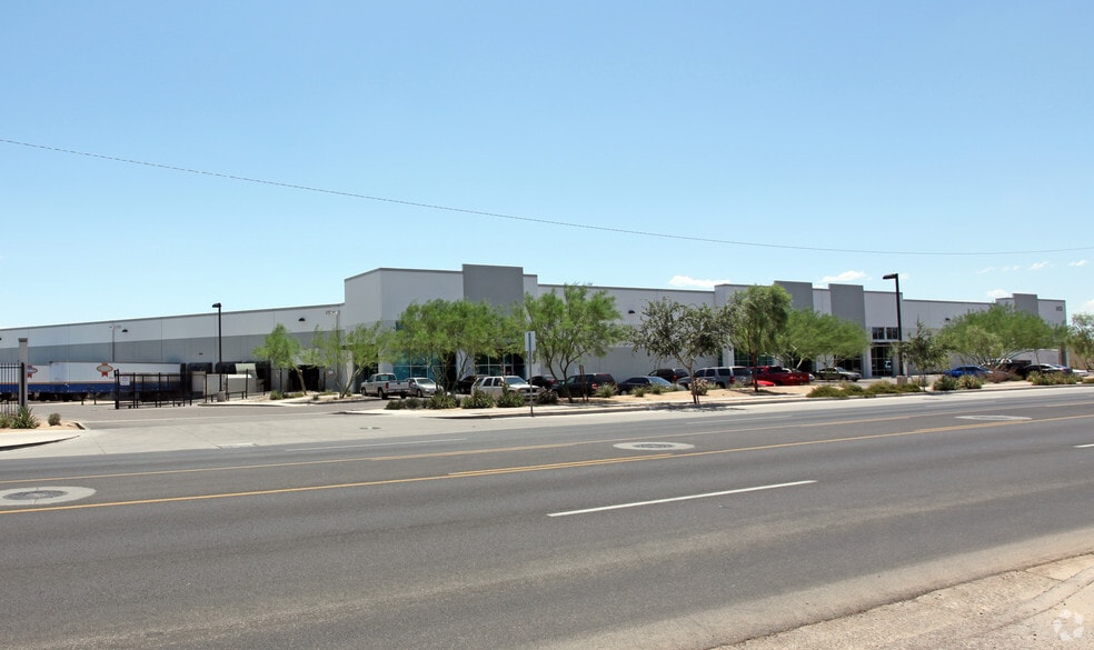 More Photos Of 3425 E Van Buren St, Phoenix Warehouse For Lease