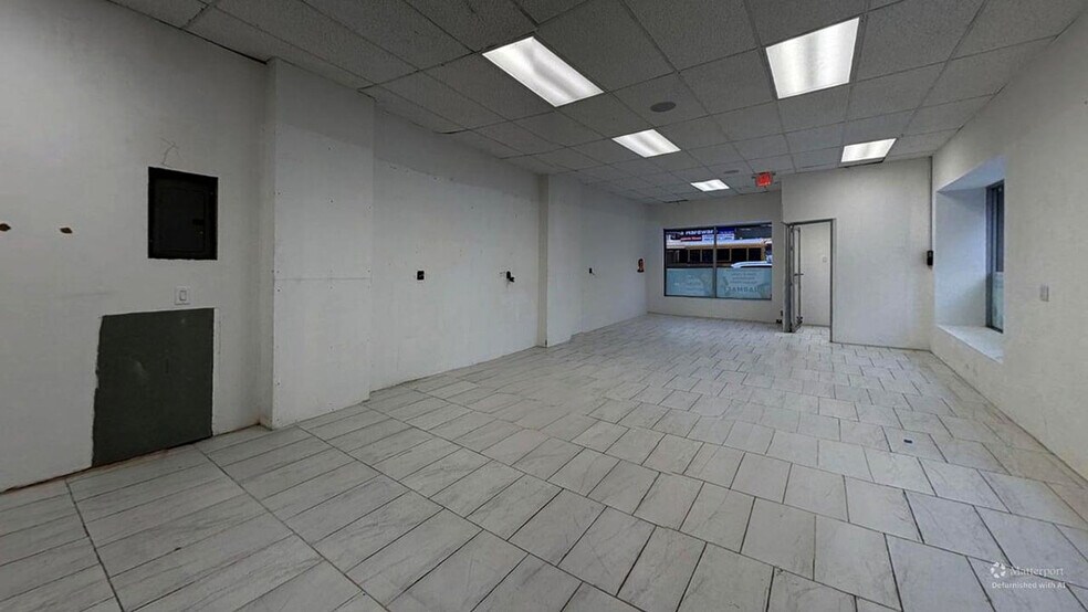 More Photos Of 85-89 Graham Ave, Brooklyn Apartments For Lease