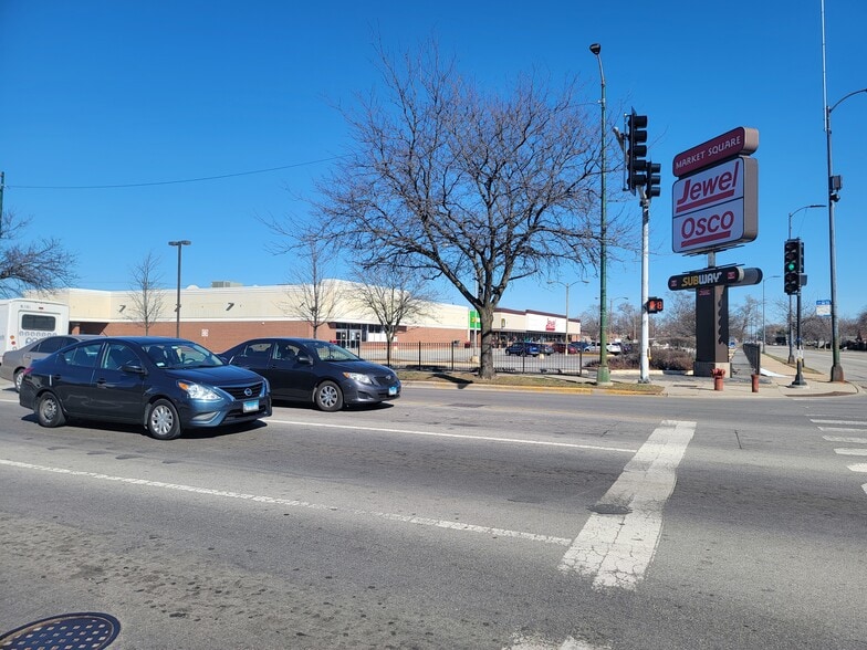 More Photos Of 3128-3156 W 103rd St, Chicago General Retail For Lease