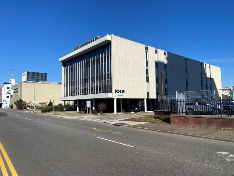 More Photos Of 1012 Kanawha Blvd, Charleston Office For Lease