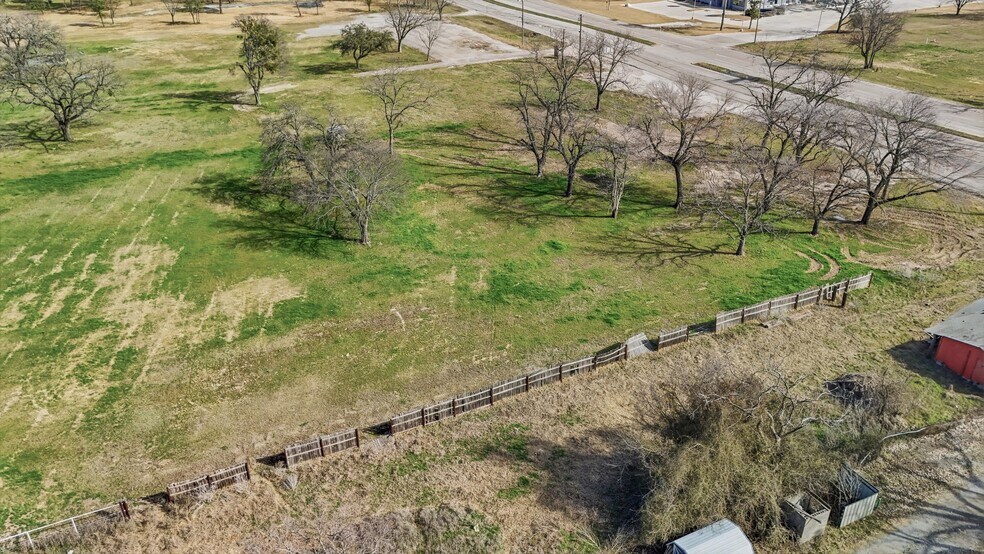More Photos Of 2311 Fort Worth Hwy, Weatherford Land For Sale