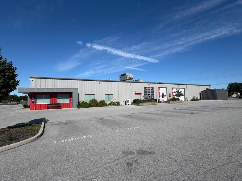 More Photos Of 2206 IFCU Way way, Lafayette Auto Repair For Sale