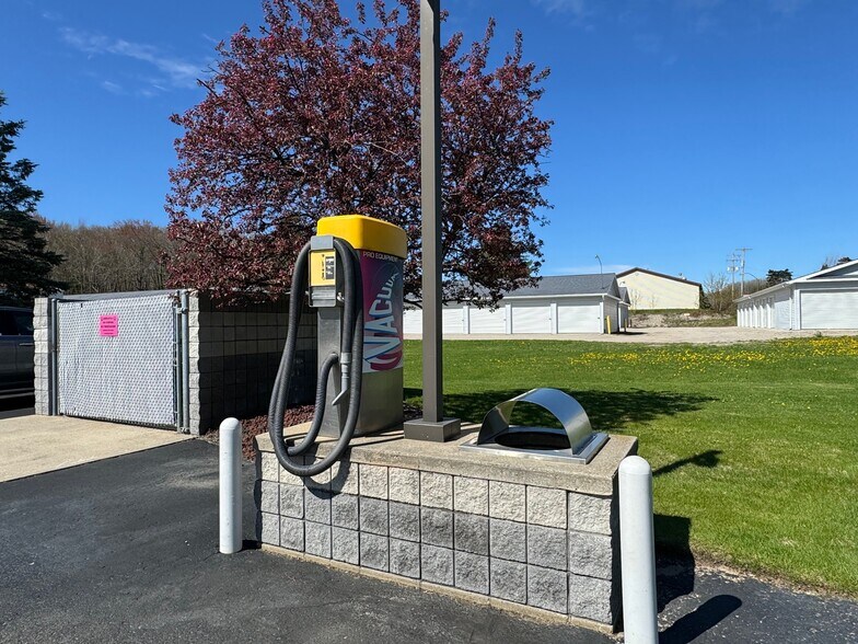 More Photos Of 7167 Houghton Lake Dr, Houghton Lake Carwash For Sale