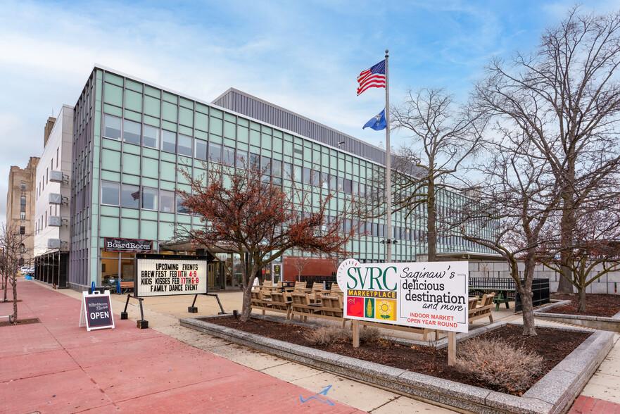 Primary Photo Of 203 S Washington Ave, Saginaw Medical For Lease