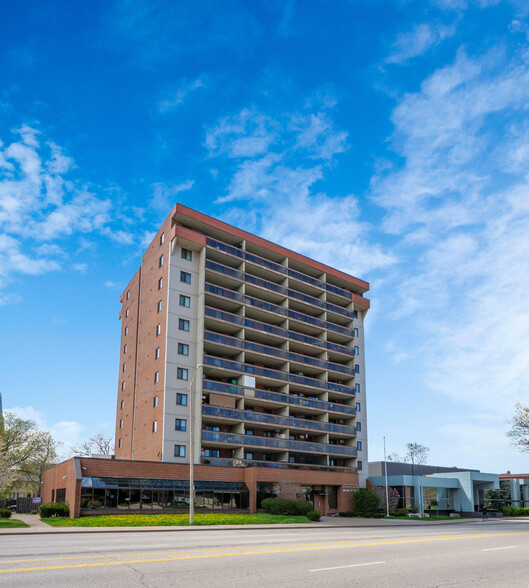 Primary Photo Of 1653 Ouellette Av, Windsor Apartments For Sale