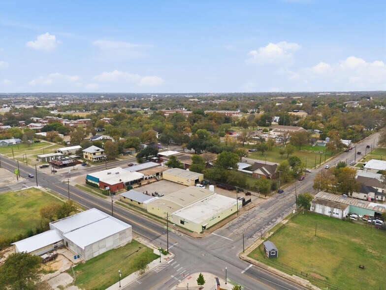 More Photos Of 501 11th st, Waco Industrial For Sale