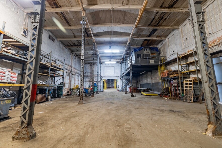 More Photos Of 6501 Mack Ave, Detroit Industrial For Sale