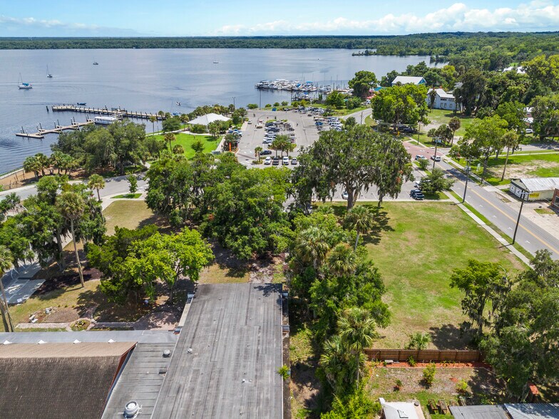 More Photos Of 203 Laurel St, Palatka Office For Sale