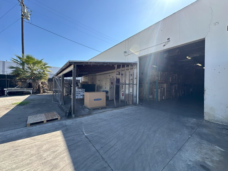 More Photos Of 7333 Adams St, Paramount Warehouse For Sale