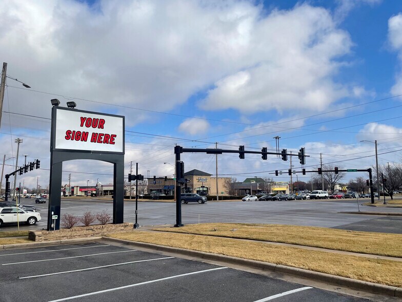 More Photos Of 2191 N Rock Rd, Wichita Restaurant For Lease