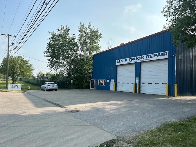 Primary Photo Of 16340 S Crawford Ave, Markham Warehouse For Lease