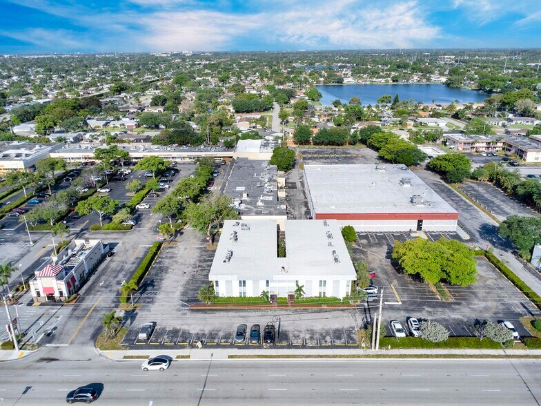 More Photos Of 1900 N University Dr, Pembroke Pines Office For Lease