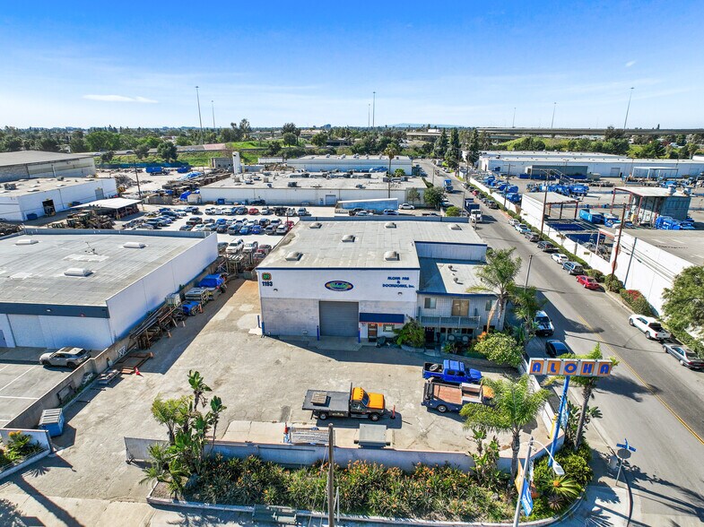 More Photos Of 1193 N Blue Gum St, Anaheim Warehouse For Sale
