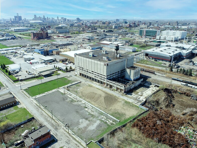 More Photos Of 1921 E Ferry St, Detroit Warehouse For Sale
