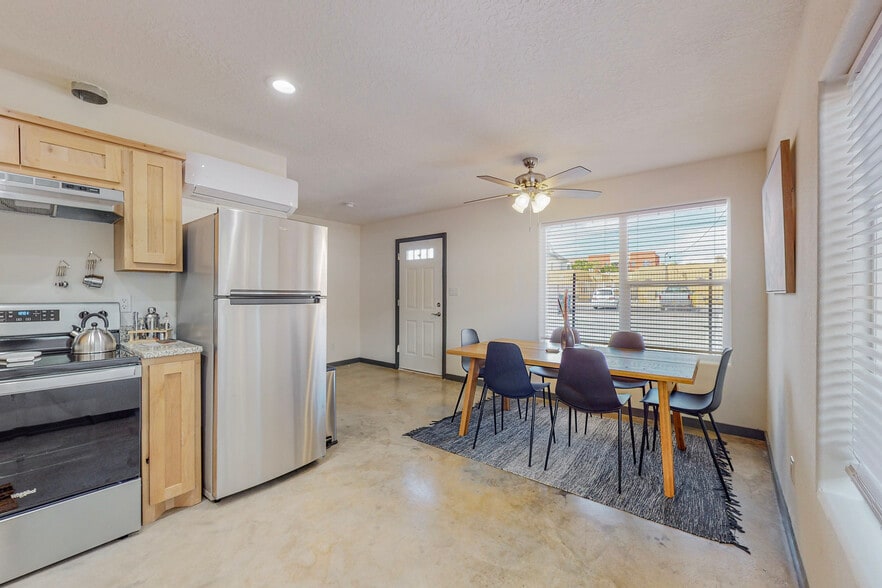 More Photos Of 615 Iron Ave SW, Albuquerque Apartments For Sale