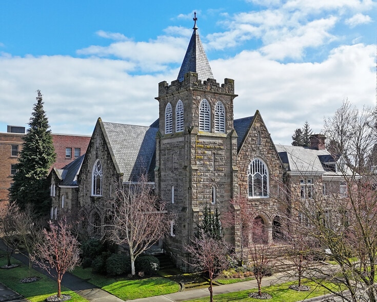 Primary Photo Of 1601 E John St, Seattle Religious Facility For Sale