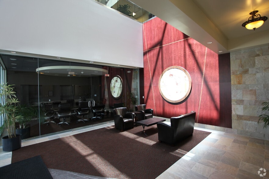 More Photos Of 555 Marin St, Thousand Oaks Office For Sale