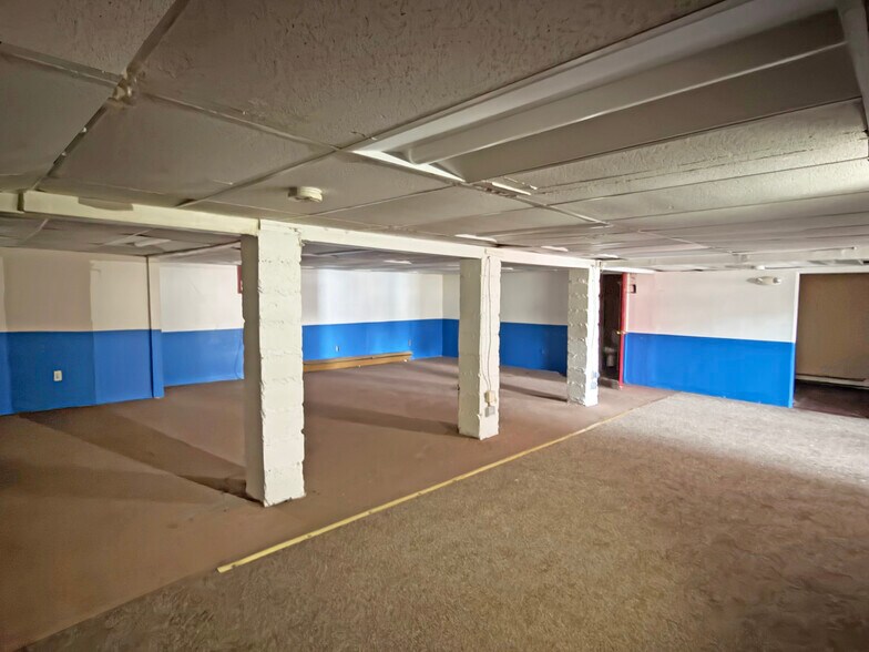 More Photos Of 6110 Harford Rd, Baltimore Storefront Retail Office For Lease