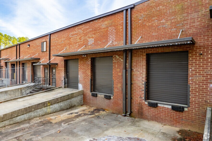 More Photos Of 6753 Jones Mill Ct, Peachtree Corners Warehouse For Lease