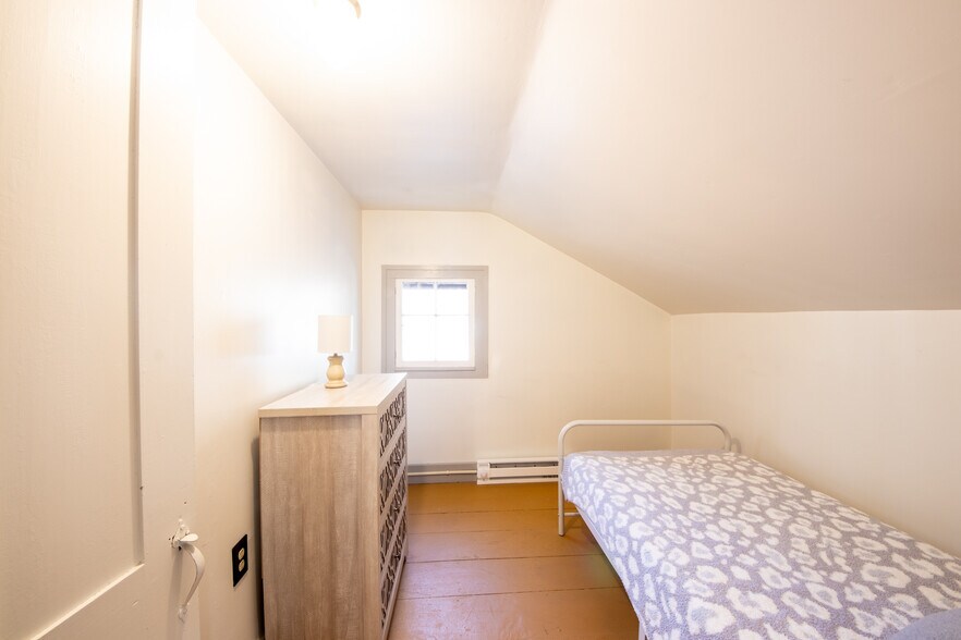 More Photos Of 345 Dorr Edson Rd, Oneonta Apartments For Sale