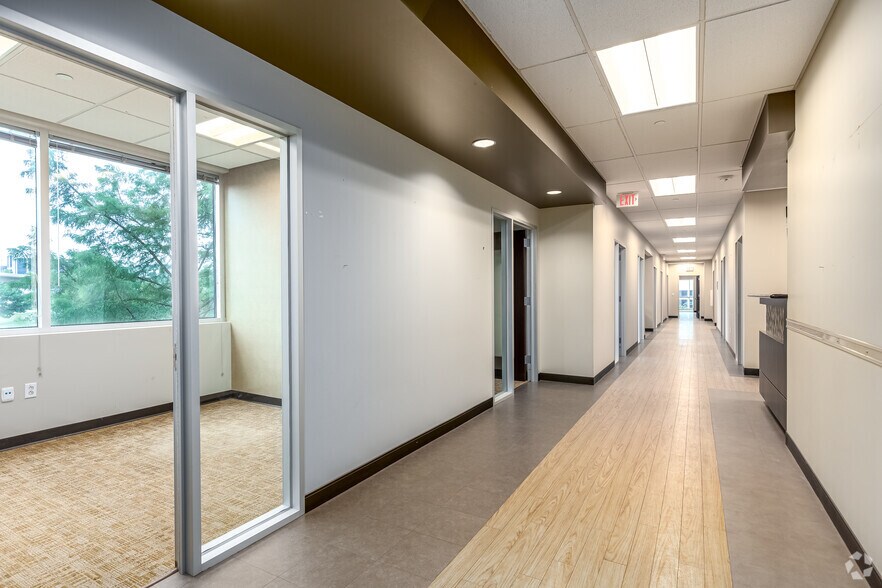 More Photos Of 11970 N Central Expy, Dallas Medical For Lease