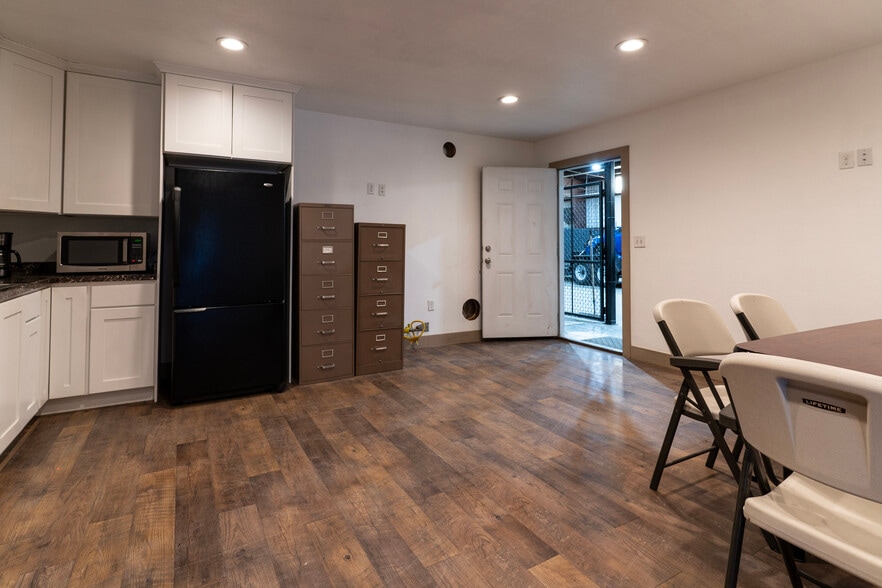 More Photos Of 1375 Blackhawk Blvd, Mount Pleasant Manufacturing For Sale