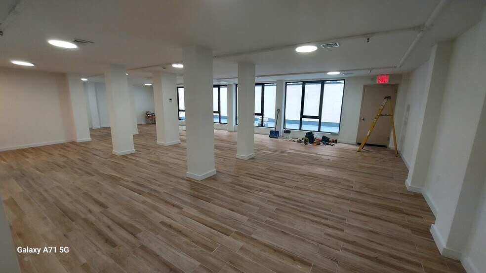 More Photos Of 4134 45th St, Sunnyside Apartments For Lease