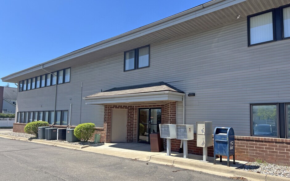 More Photos Of 2200 N Canton Center Rd, Canton Township Office For Lease