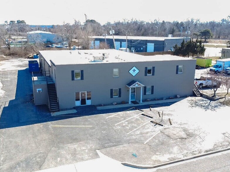 Primary Photo Of 9001 Rosehill Rd, Lenexa Warehouse For Sale