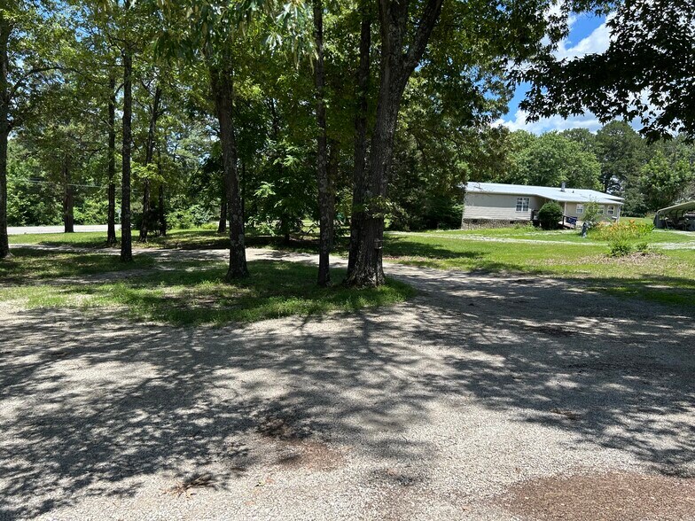 More Photos Of 2682 AR-56, Calico Rock Service For Sale