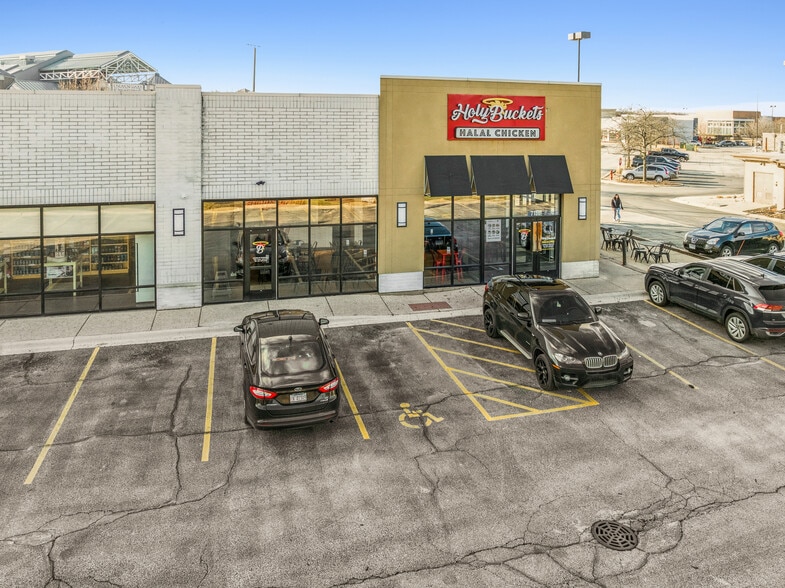 More Photos Of , Lincolnwood General Retail For Sale