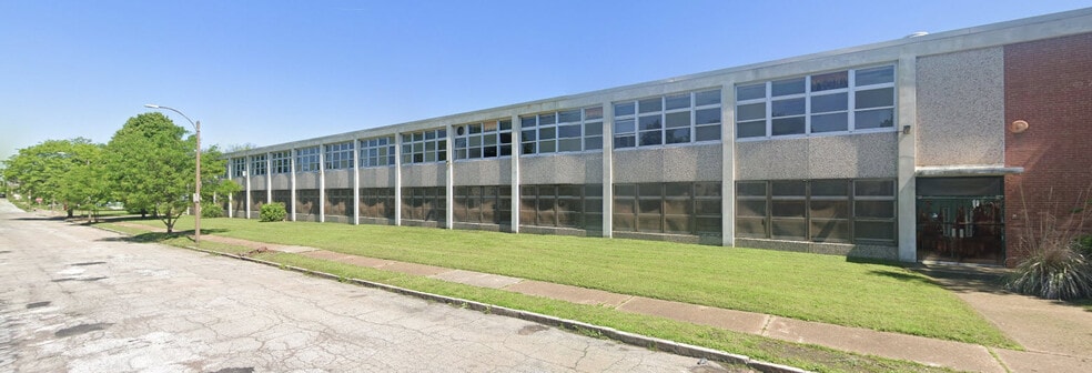 More Photos Of 3923-3955 Saint Ferdinand Ave, Saint Louis Schools For Sale