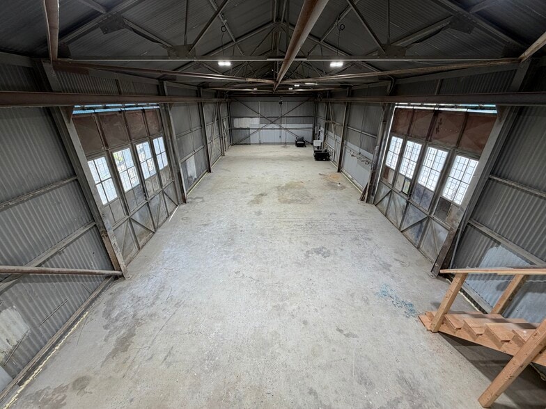 More Photos Of 1760 N Ventura Ave, Ventura Warehouse For Lease
