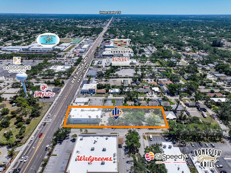 More Photos Of 2030 Bee Ridge Rd, Sarasota Office Residential For Sale