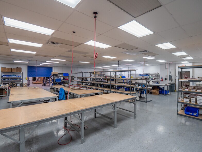 More Photos Of 1809 Hur Industrial Blvd, Cedar Park Manufacturing For Lease