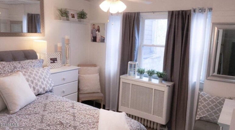 More Photos Of 122 4th St, Troy General Retail For Sale