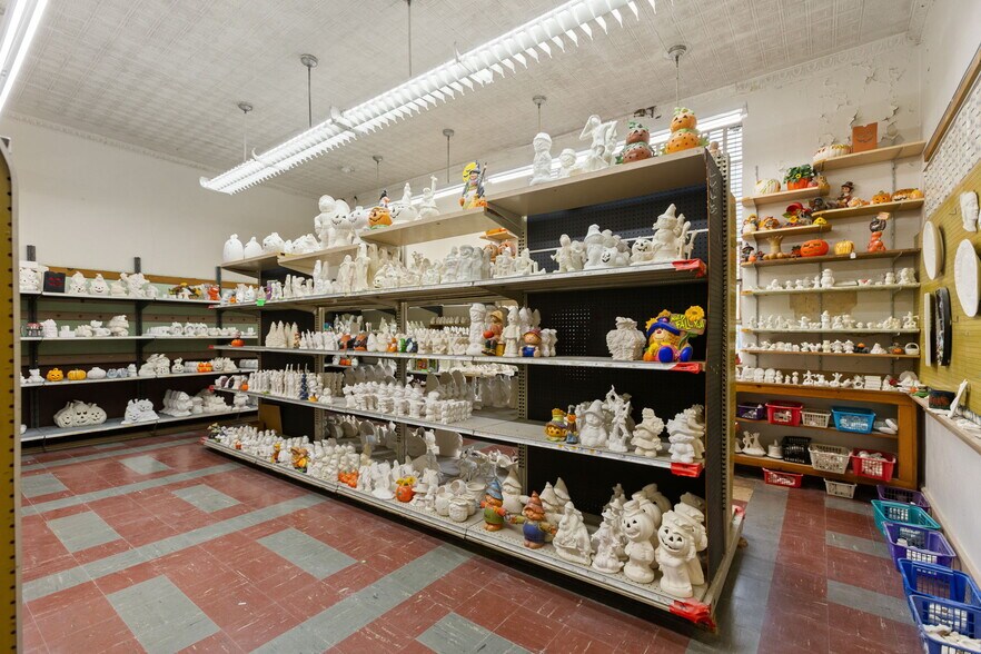 More Photos Of 1160 Chestnut St, Kulpmont Freestanding For Sale