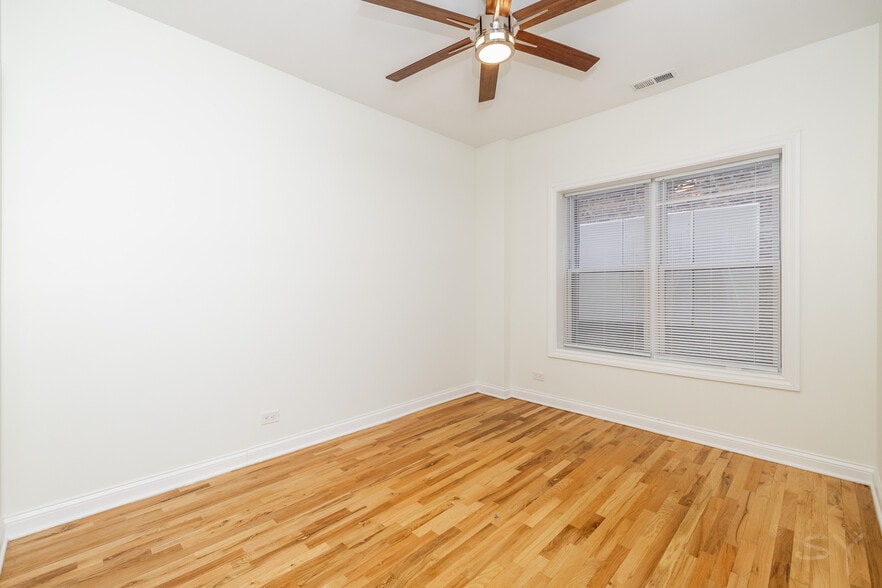 More Photos Of 1439 E 66th Pl, Chicago Apartments For Sale