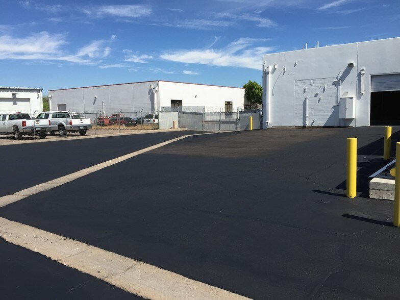 More Photos Of 4822 S 40th St, Phoenix Warehouse For Lease