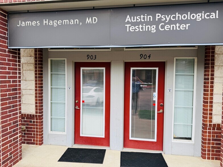 More Photos Of 201 S Lakeline Blvd, Cedar Park Medical For Sale